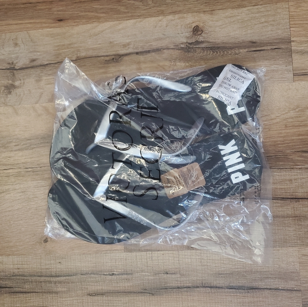 HP🎉NWT Victoria's Secret PINK Flip Flops Black - Picture 3 of 3